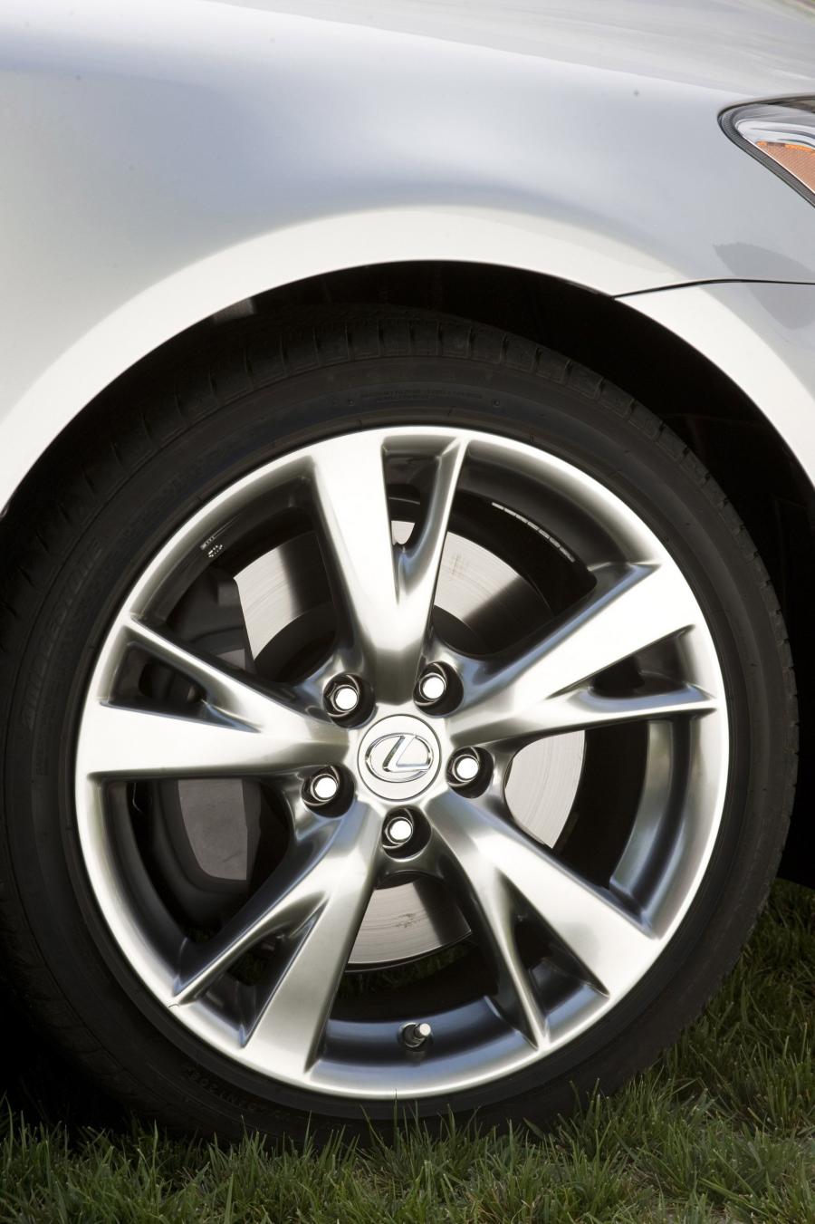  Lexus IS250 Sports Package 2009 года  (фото 2 из 3)